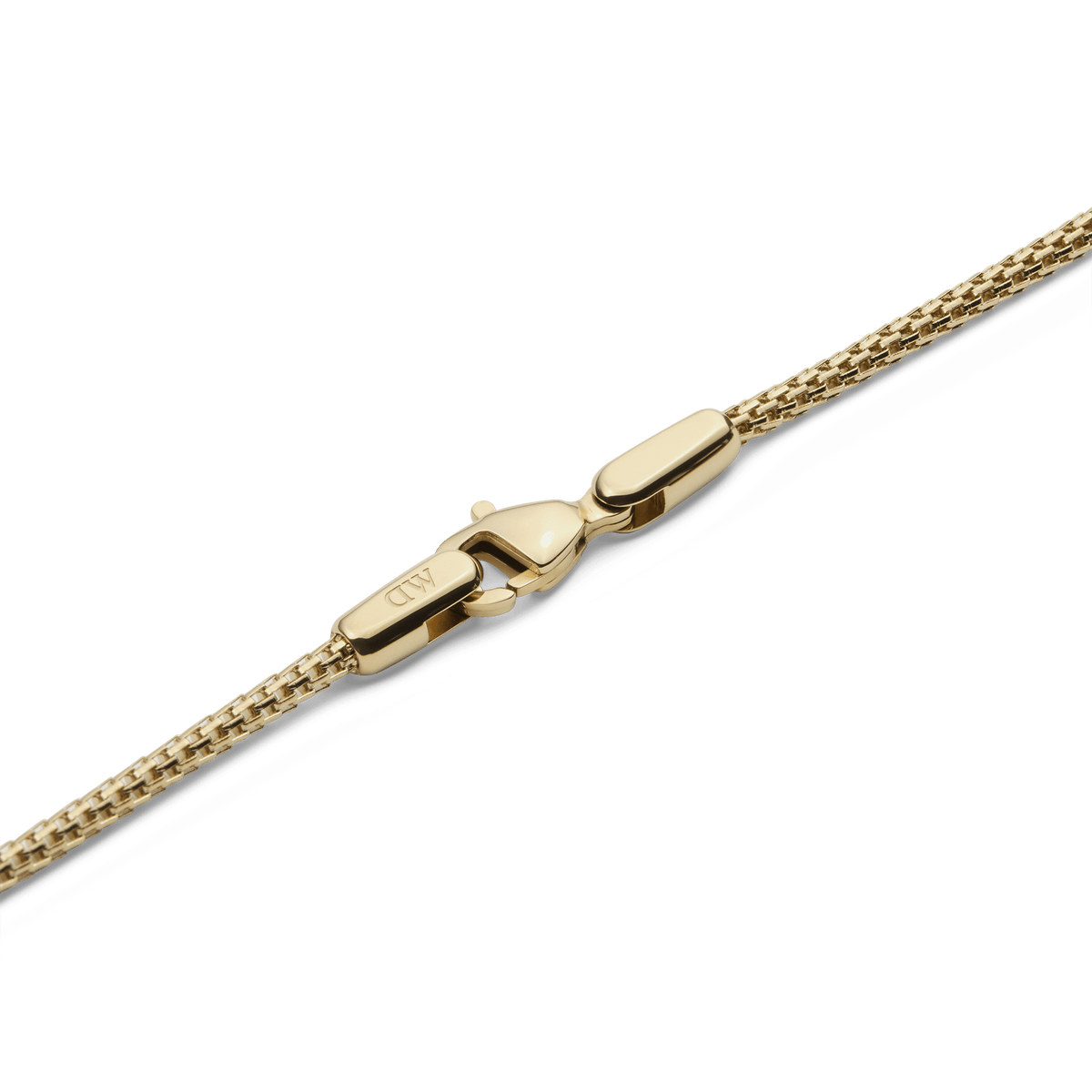 Detail of the Tide Mesh Necklace Gold 1.8 showing the polished gold lobster clasp and fine mesh chain, highlighting the secure fastening and quality craftsmanship.