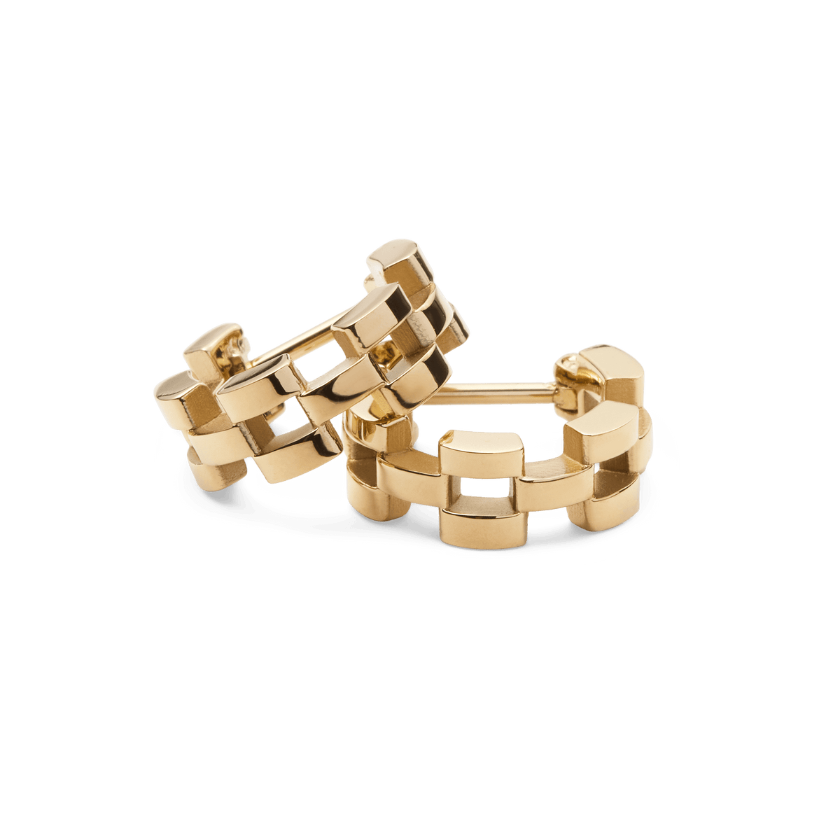 A pair of Daniel Wellington 3-Link Earrings Gold featuring a geometric open link design in polished gold-tone stainless steel, crafted for a modern and elegant look.