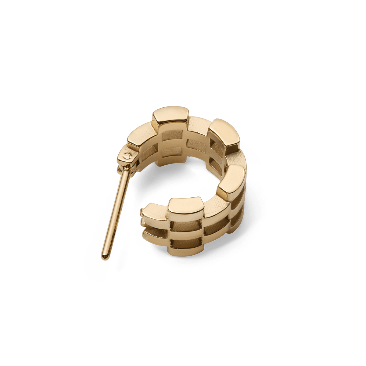 Daniel Wellington 5-Link Earrings Gold displayed with the secure closure open, showcasing the geometric open link pattern and polished gold finish ideal for everyday wear.