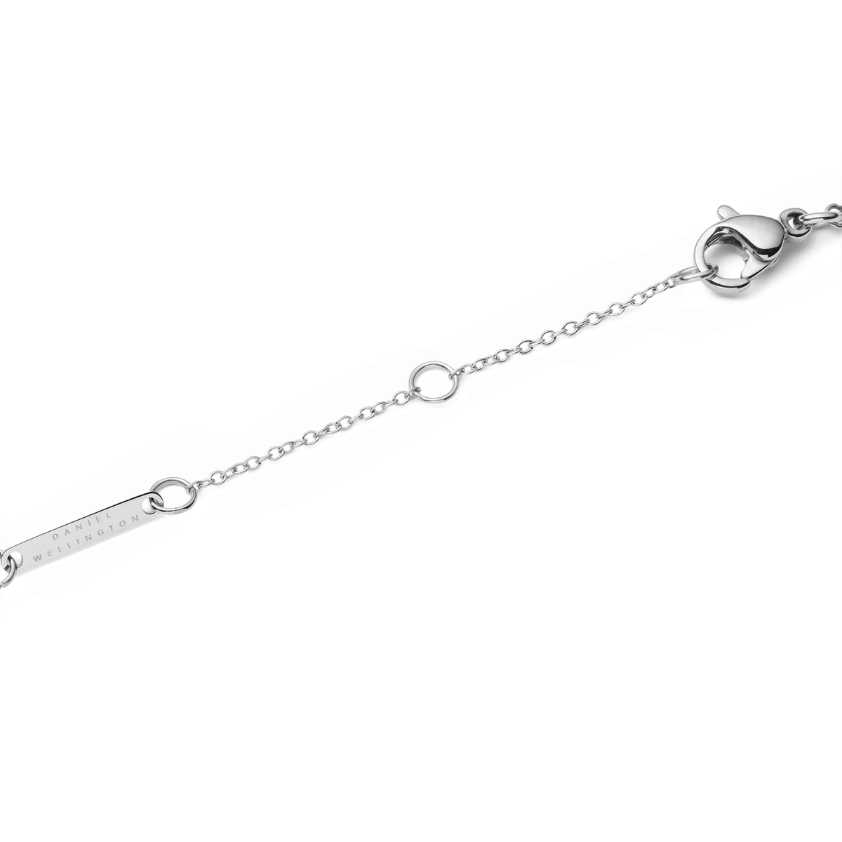 Close-up of the Audrey Necklace Tiger Eye Silver’s adjustable chain and lobster clasp, crafted from polished stainless steel for a secure and comfortable fit.