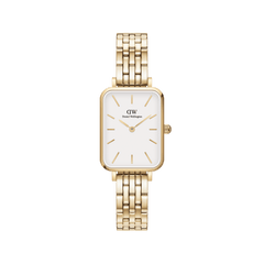 Quadro 5-Link Evergold women’s watch with a rectangular gold case, minimalist white dial, and a refined 5-link gold bracelet, blending classic elegance with modern versatility.