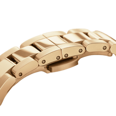 Detail of the Daniel Wellington Iconic Link Black Gold watch bracelet, showing the adjustable gold stainless steel links and secure clasp designed for a comfortable fit.