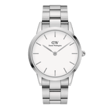Daniel Wellington Iconic Link Silver watch featuring a polished stainless steel bracelet, minimalist eggshell white dial, and classic silver hour markers, suitable for everyday wear.