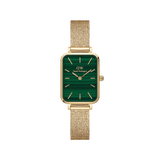 Quadro Pressed Evergold Green Gold women’s watch with a rectangular gold case, vibrant green dial, and a slim gold mesh bracelet, designed for comfortable everyday wear and versatile styling.