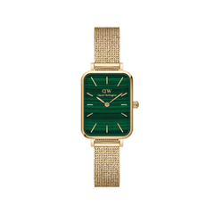 Quadro Pressed Evergold Green Gold women’s watch with a rectangular gold case, vibrant green dial, and a slim gold mesh bracelet, designed for comfortable everyday wear and versatile styling.