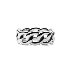 Chunky Chain Ring Silver featuring bold, polished chain links in high quality stainless steel, designed for versatile wear and a contemporary statement look.
