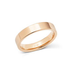 A polished rose gold ring with a 4.5mm wide band, featuring clean lines, a smooth surface, and a discreet logo engraved on the inside.