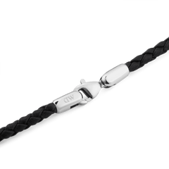 Detail of the Daniel Braided Leather Bracelet Sheffield 2.8 Silver, featuring a tightly woven black leather strap and a polished silver stainless steel lobster clasp.