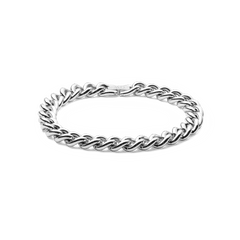 Chunky Chain Bracelet Silver featuring bold, polished stainless steel links and a secure fold-over clasp, designed for comfortable everyday wear and effortless stacking with other silver jewellery.