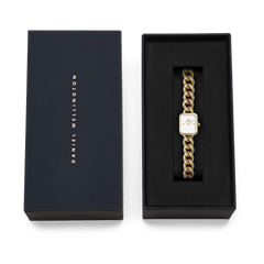 Jolie Chain Gold ladies watch presented in a sleek black Daniel Wellington gift box, featuring a chunky gold chain bracelet and minimalist square white dial, ideal for gifting or adding to a collection.