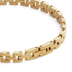 Detailed view of the 3-Link Bracelet Gold, showing the interlocking rectangular gold-plated links and the secure fold-over clasp with a smooth, polished finish.