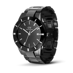 Iconic Paradigma Link Black men’s watch with a 40mm stainless steel case, bold index bezel, minimalist black dial, and a polished and brushed three-link bracelet, featuring a date window at 3 o’clock.