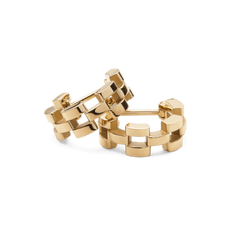 A pair of Daniel Wellington 3-Link Earrings Gold featuring a geometric open link design in polished gold-tone stainless steel, crafted for a modern and elegant look.