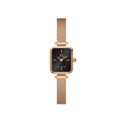 Quadro Mini Melrose Onyx ladies watch featuring a rectangular black onyx dial, rose gold mesh strap, and slim rose gold case, designed for everyday elegance and comfortable wear.
