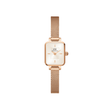 Quadro Mini Melrose Champagne features a petite rectangular champagne dial with a rose gold mesh strap, offering a minimalist and elegant look suitable for small wrists.