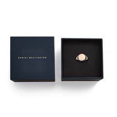 Classic Signet Ring Rose Gold presented in an elegant navy Daniel Wellington gift box, highlighting its polished rose gold finish and minimalist design, ideal for gifting.
