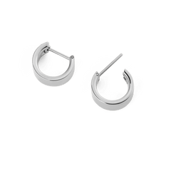 Daniel Wellington Line Earring Polished Silver 5.5mm pair shown open, highlighting the squared hoop shape, mirror-polished silver finish, and latch-back closure for secure and comfortable wear.