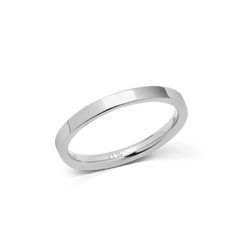Slim polished silver ring with a minimalist design, featuring clean lines and a mirror-like finish, crafted from 316L stainless steel for durability and comfort.