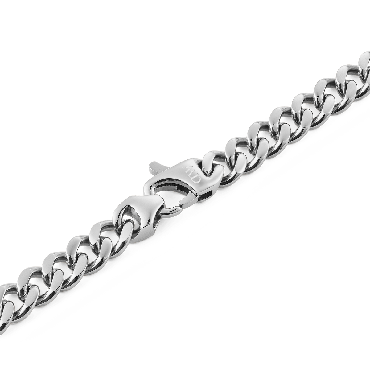 Detail of the Ellipse Cuban Chain Necklace Silver showing the polished silver Cuban links and secure lobster clasp, highlighting the quality 316L stainless steel construction.